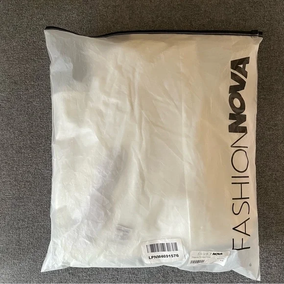 White Mermaid Dress Fashion Nova - Picture 12 of 16